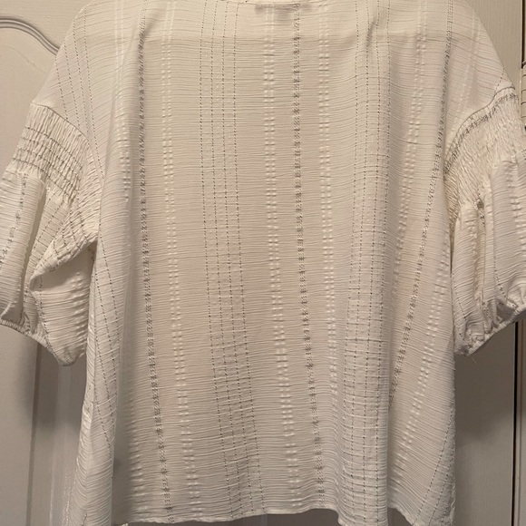 Banana Republic white/silver top. - Picture 4 of 4